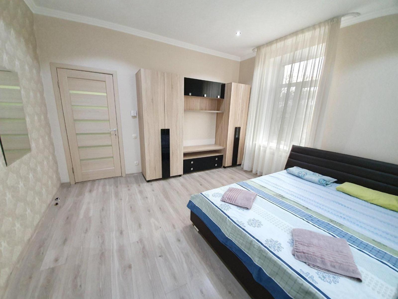 Tourist Home At Stefan Cel Mare With 2 Rooms Chisinau Exterior photo