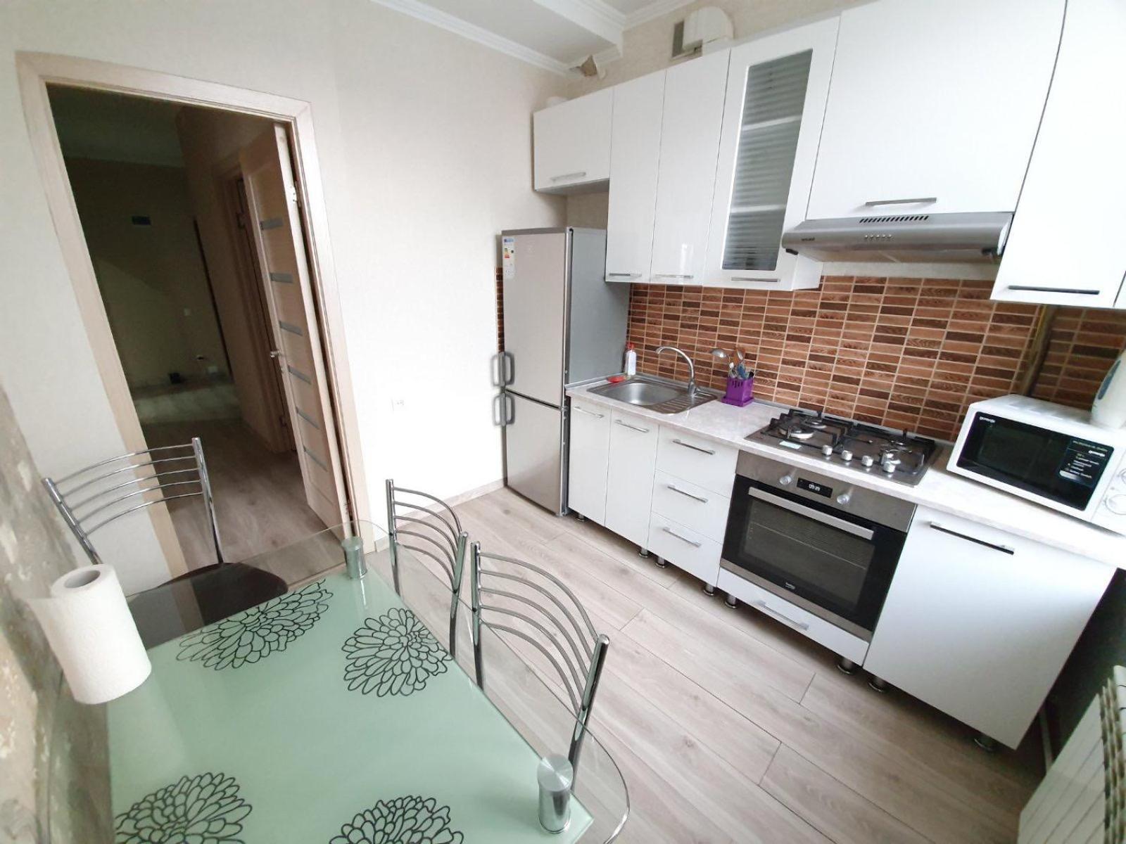 Tourist Home At Stefan Cel Mare With 2 Rooms Chisinau Exterior photo